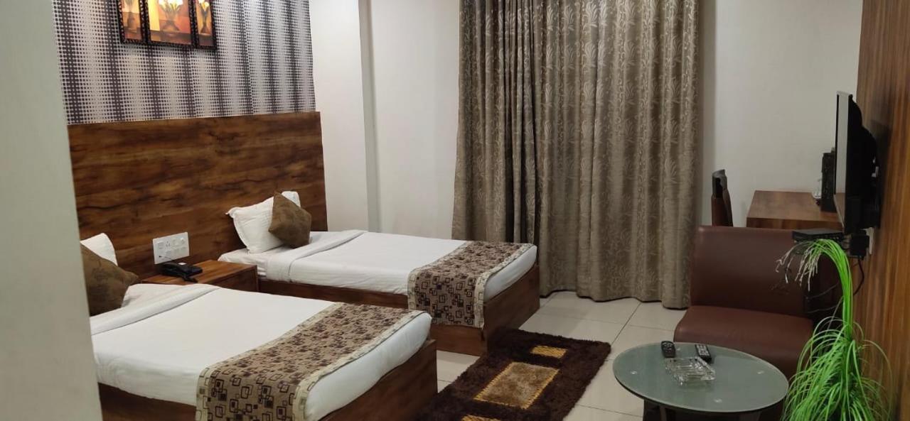 Hotel Shiva Club And Resort Mundra Esterno foto