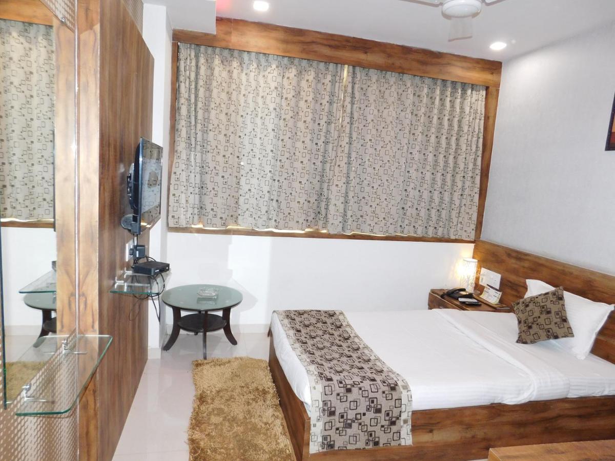 Hotel Shiva Club And Resort Mundra Esterno foto